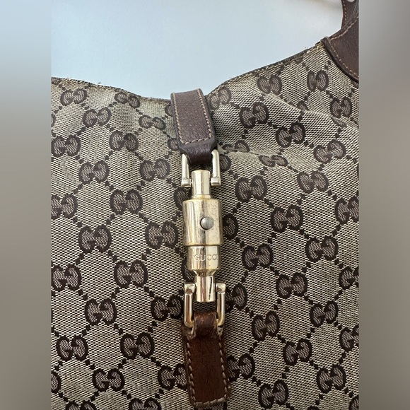 Vintage GUCCI JACKIE with gold hardware - Picture 5 of 16